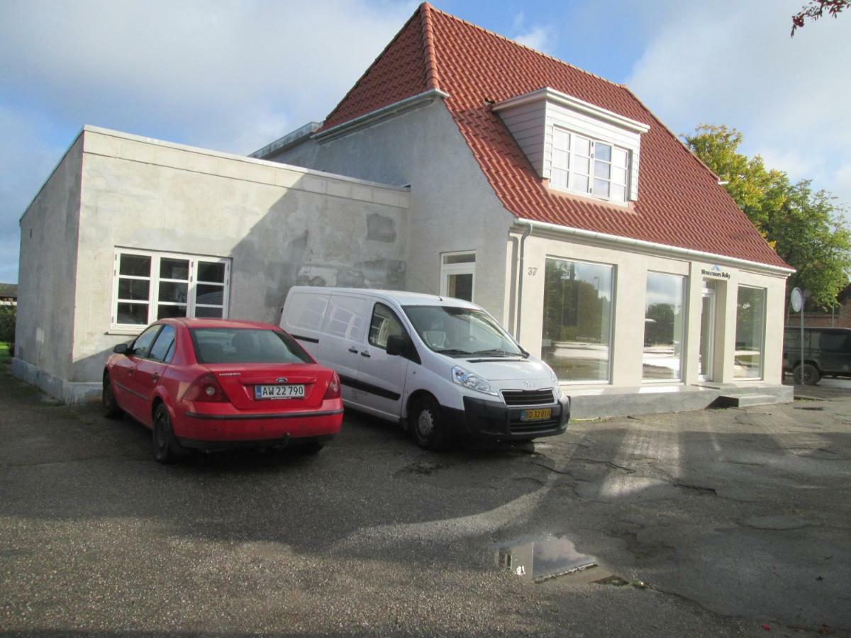 Bed and Breakfast Hos Tina Roskilde Exterior foto